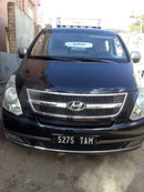 Location Hyundai grand starex (12 places pour une journée)